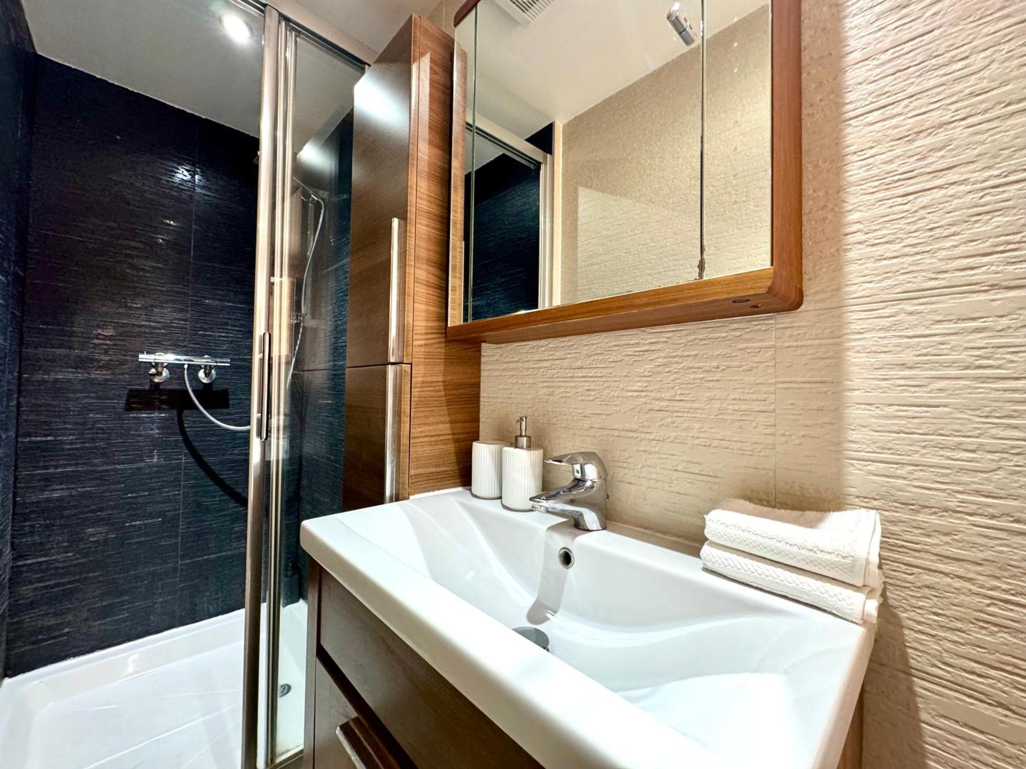 Chic 1 Bedroom Apartment Central London By Wild المظهر الخارجي الصورة